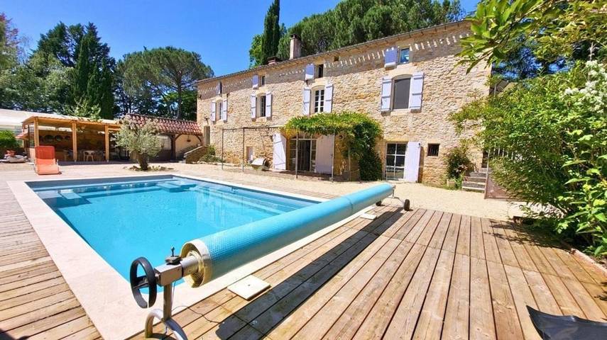 Gîte pour 24 personnes, avec jardin ainsi que piscine et vue à Duravel - 3