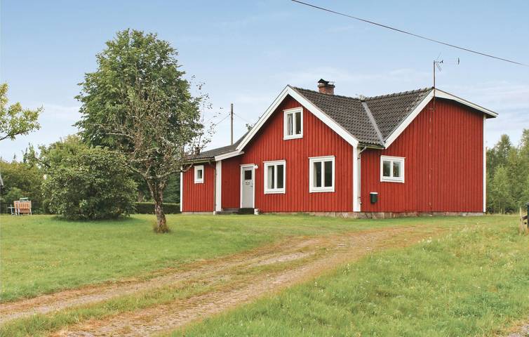 Hus för 5 Personer med trädgård in Bolmen