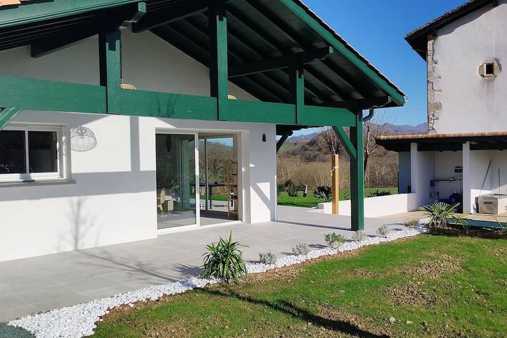 Holiday home for 6 people, with garden and terrace, with pets - 1
