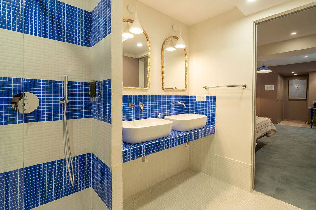 Cabanyal Rooms by Vlc Host 8 in Valencia, Costa de Valencia