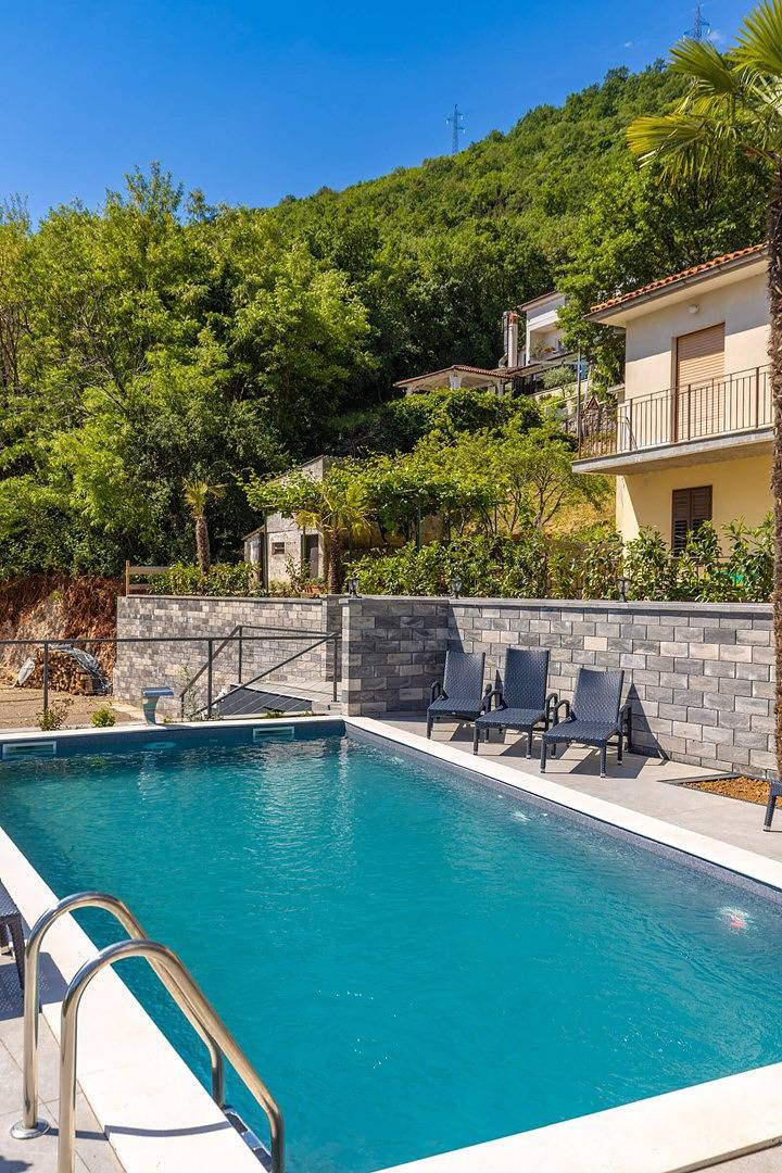 New! Villa with 6 Bedrooms and Heated Pool in Moscenicka Draga, Opatija Riviera