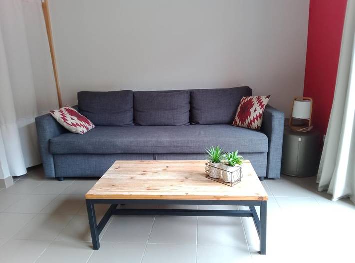 Location de vacances pour 2 personnes, avec jardin à Guéreins - 4