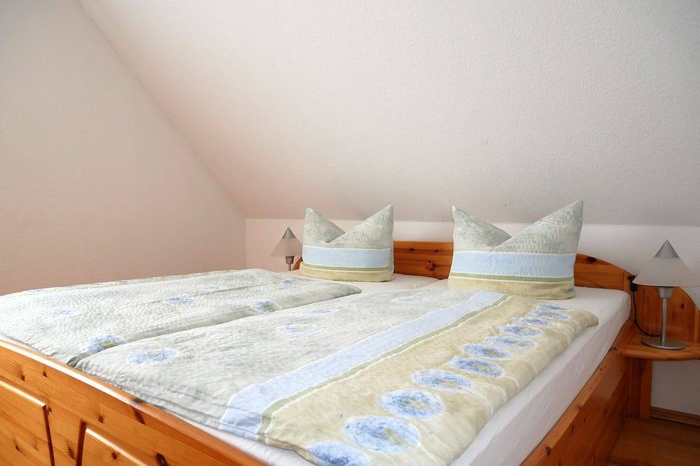 Entire apartment, Apartment with balcony - Schwalbenhof Görke, quiet location, balcony or terrace in Dargen, Usedom