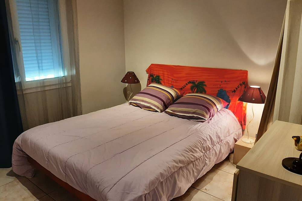 Casa con Piscina en Tarnos: Ideal para Vacaciones Familiales, Cerca de Playa y Comercios in Tarnos, Region de Dax