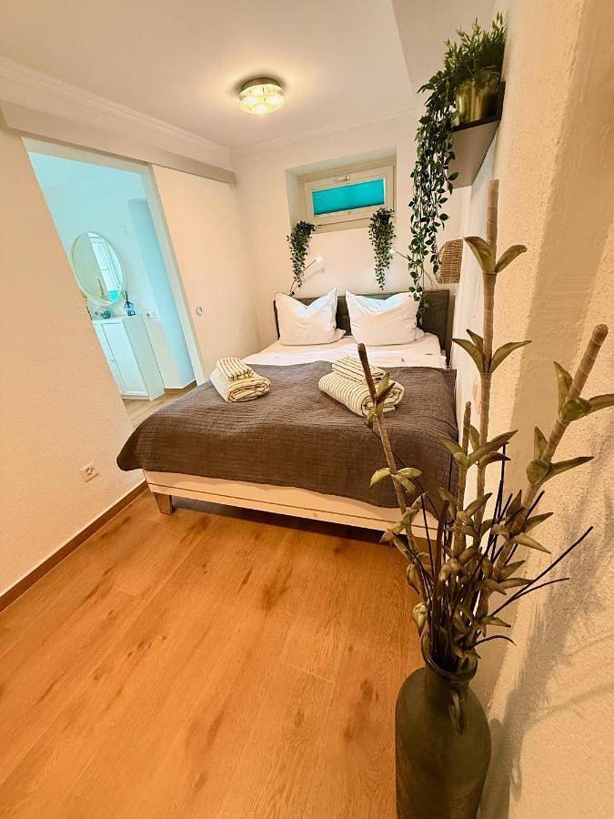 Ferienwohnung für 2 Personen, mit Seeblick und Ausblick im Thurgau