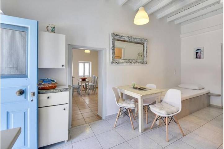 Location de vacances pour 6 personnes, avec vue et jardin, adapté aux familles dans Klima - 2