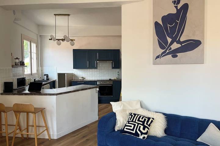 Gîte pour 4 personnes, avec Balcon dans Port Vauban Juan Les Pins
