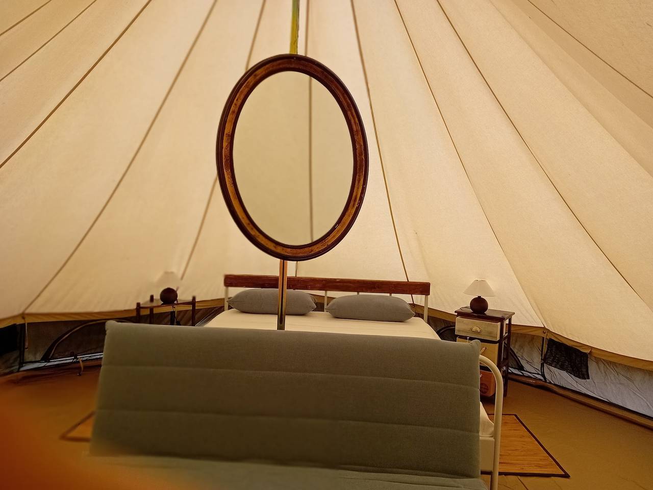 „Glamping C Selva Tenda Ciliegio“ mit Bbq und Gemeinschaftspool in Bene Lario, Como Provinz