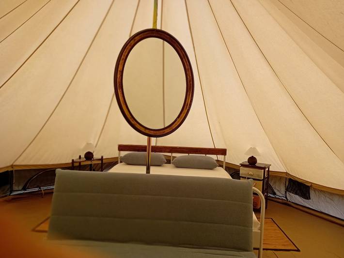 Glamping C Selva Tenda Ciliegio com Bbq e piscina partilhada in Bene Lario, Como (província)