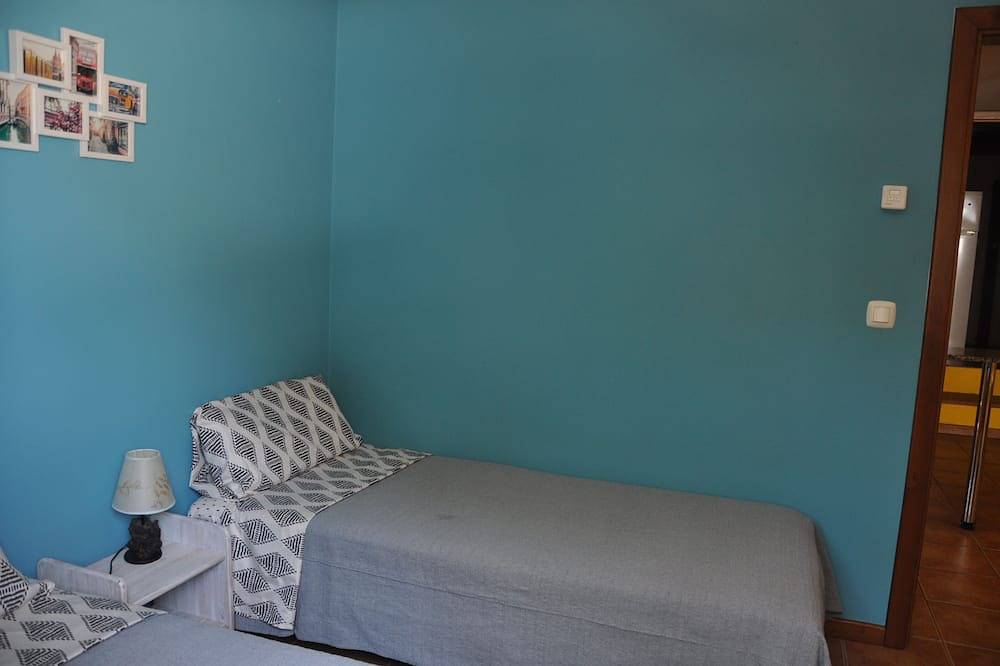 Between sea and forest, ideal for couples, quiet place 5 minutes from the beach. in Moaña, Rías Baixas