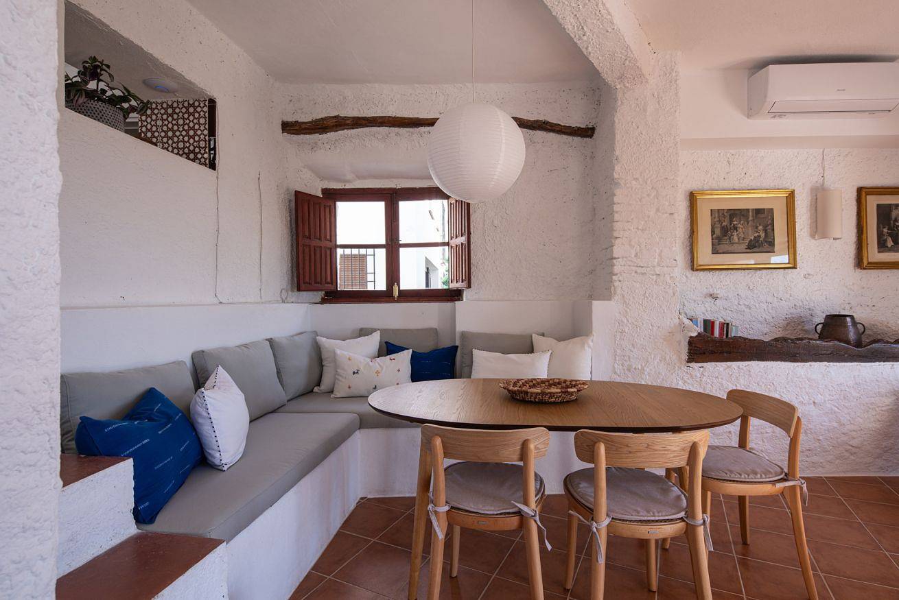 Appartement entier, Grande terrasse avec vue sur la mer dans un village andalou – La Parra Roja in La Garnatilla, Motril