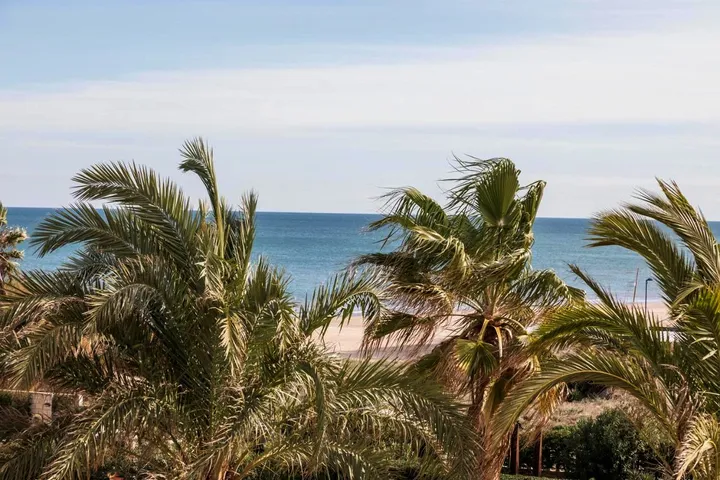 Apartamento de vacaciones para 5 personas, con vistas y jardín - 1