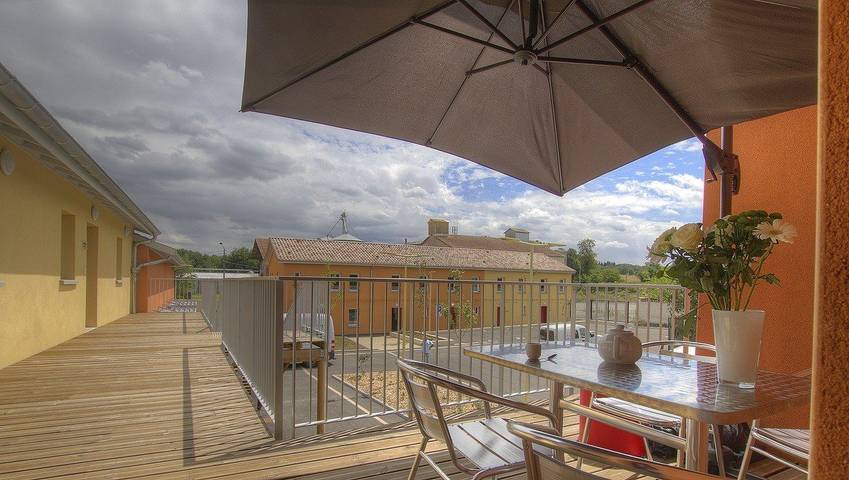 Gîte pour 4 personnes, avec jardin et balcon - 1
