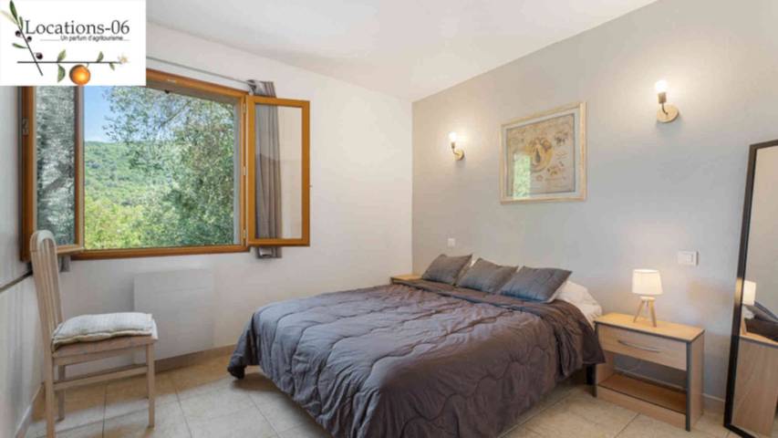 Location de vacances pour 8 personnes, avec jardin ainsi que terrasse et vue à Le Bar-sur-Loup - 2