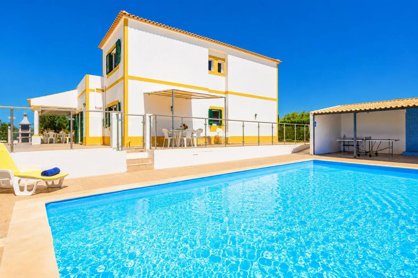 Villa Sol Nascente in Armação de Pera, Faro District