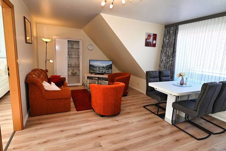 Ferienwohnung für 4 Personen, mit Balkon und Garten - 1