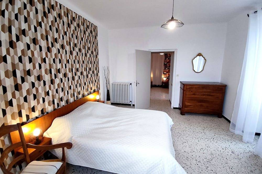 Lovely big house in Stone - closed by the rivers in Saint-Alban-Auriolles, Ardèche