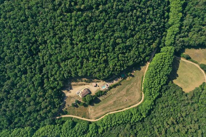 Gîte pour 4 personnes, avec vue ainsi que jardin et piscine, animaux acceptés dans San Celoni - 2