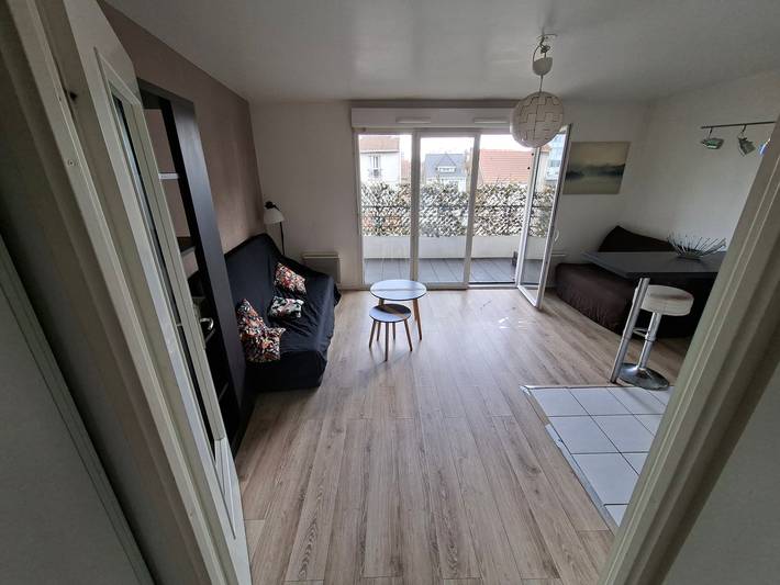 Holiday rental for 2 people, with balcony in Ile de France