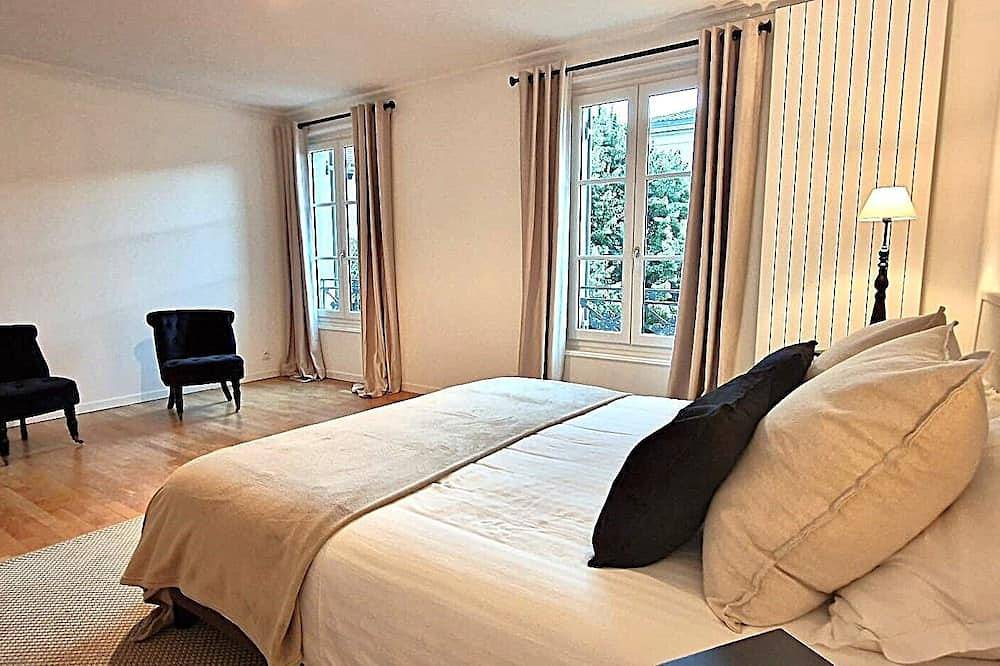 Entire apartment, Duplex du Coderc (6 pers) in Périgueux, Périgord Blanc