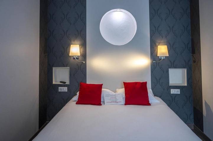 Hôtel pour 2 personnes, avec Terrasse à Issoudun - 2