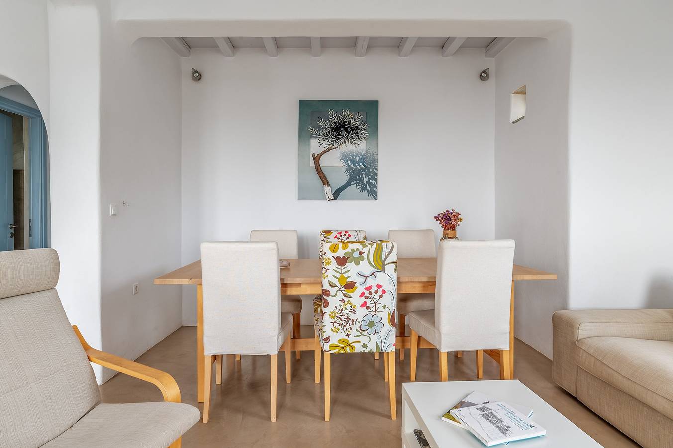 Holiday Home 'Modern New Tinos' with Sea View, Private Terrace and Wi-Fi in Tinos