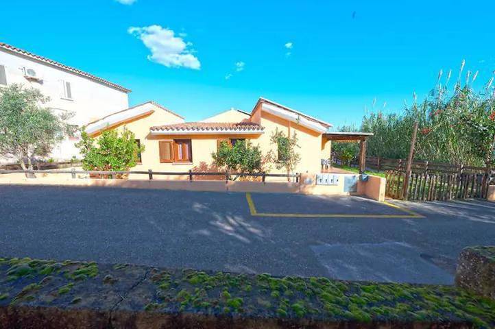 Villa per 10 persone a Budoni