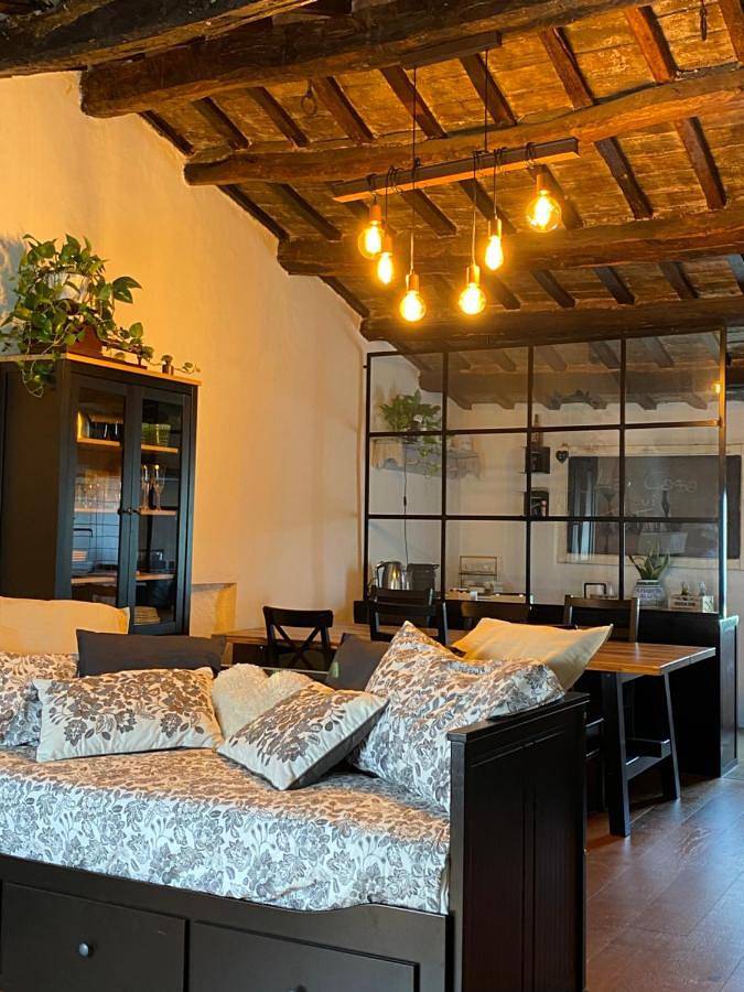 Gîte pour 5 personnes, avec Balcon ainsi que Terrasse et Vue à Calcata