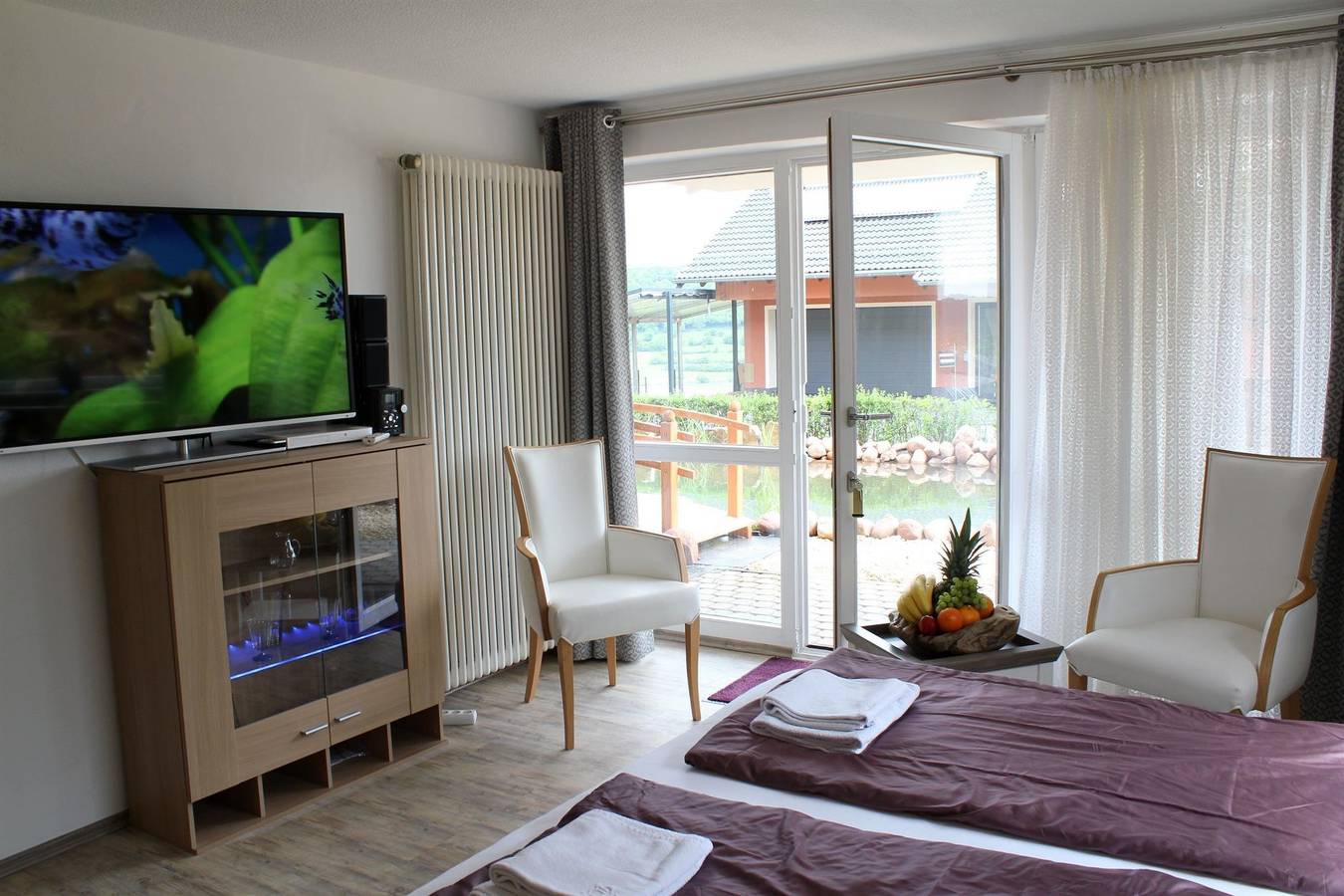 Ganze Ferienwohnung, Studio Vulkanhöhe in Schalkenmehren, Vulkaneifel