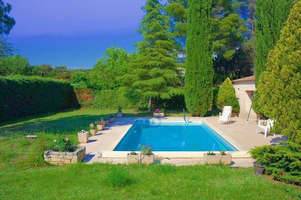 Les Murmures du Temps Air-conditioned 3-bedroom villa in Carpentras with swimming pool in Carpentras, Parc naturel régional du Mont-Ventoux