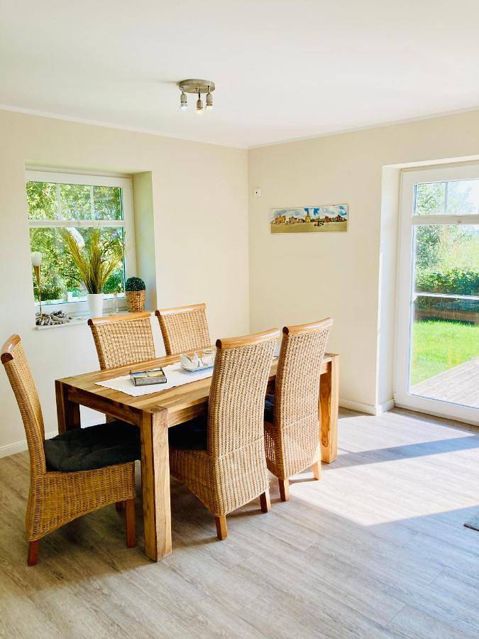 Three-Bedroom Holiday Home in Simonsberg, Halbinsel Eiderstedt