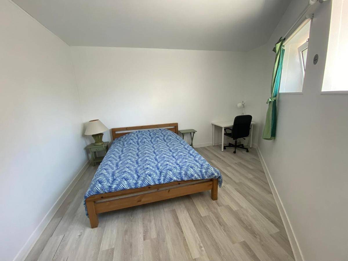 Two-Bedroom House in Fontainebleau, Seine-et-Marne