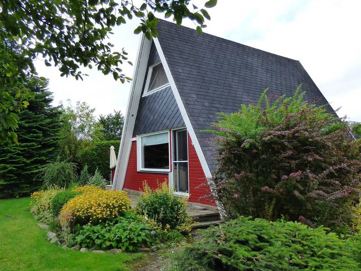 Ferienhaus für 4 Personen, mit Terrasse und Garten