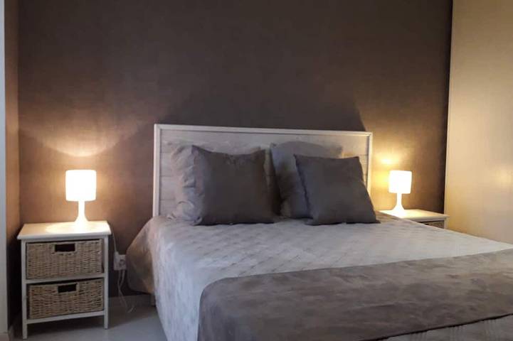 Location de vacances pour 6 personnes, avec terrasse et jardin à Saint-Denis-en-Margeride - 3