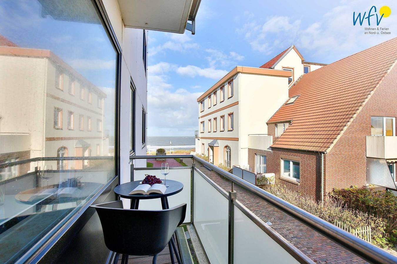 Apartamento entero, Moderne Ferienwohnung auf Wangerooge – in erster Reihe am Strand! in Wangerooge
