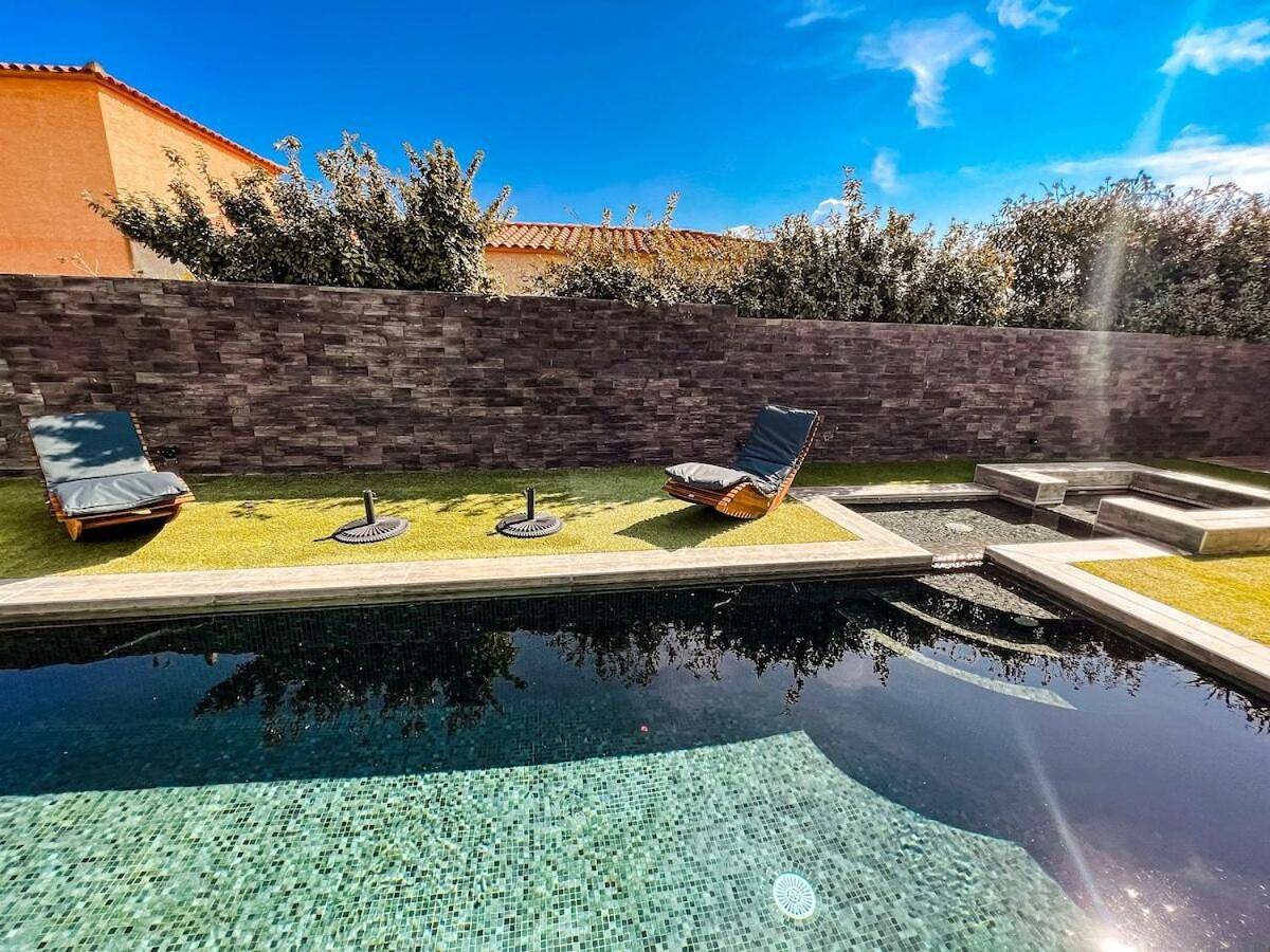 Villa avec piscine proche Barcares in Claira, Côte méditerranéenne (France)