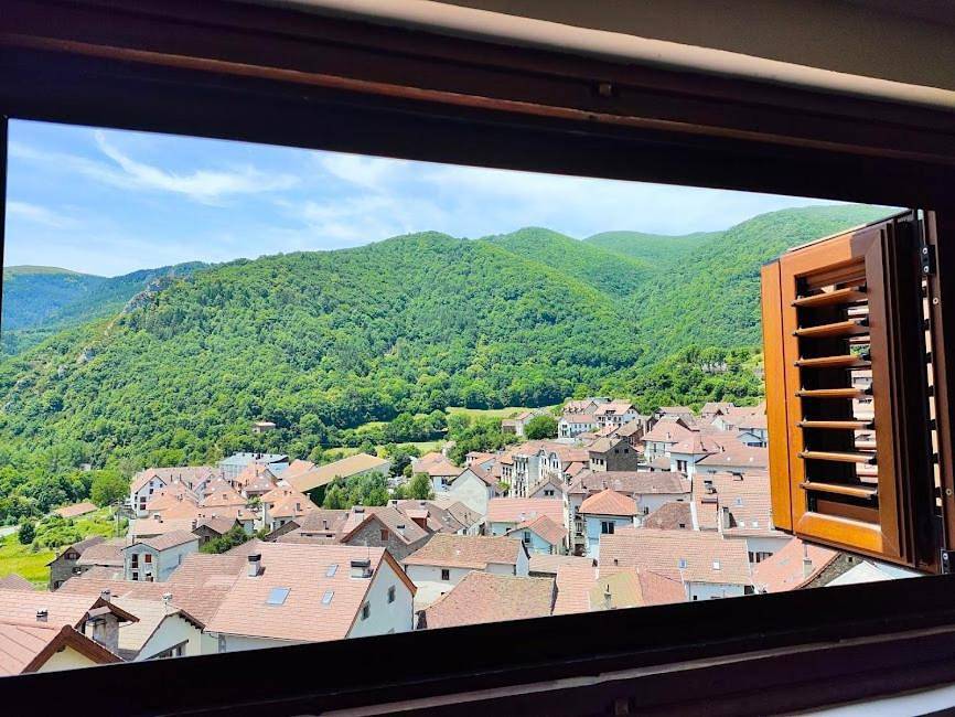 Appartement entier, Apartamento ático Belabarce in Isaba, Pyrénées espagnoles