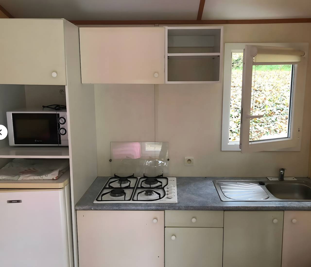 Chalet 'Du Moulin Du Châtain 3' avec piscine partagée, terrasse privée et jardin partagé in Payzac (Dordogne), Périgord Vert