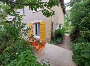 Gîte pour 3 personnes, avec jardin et terrasse à Sarlat-la-Canéda