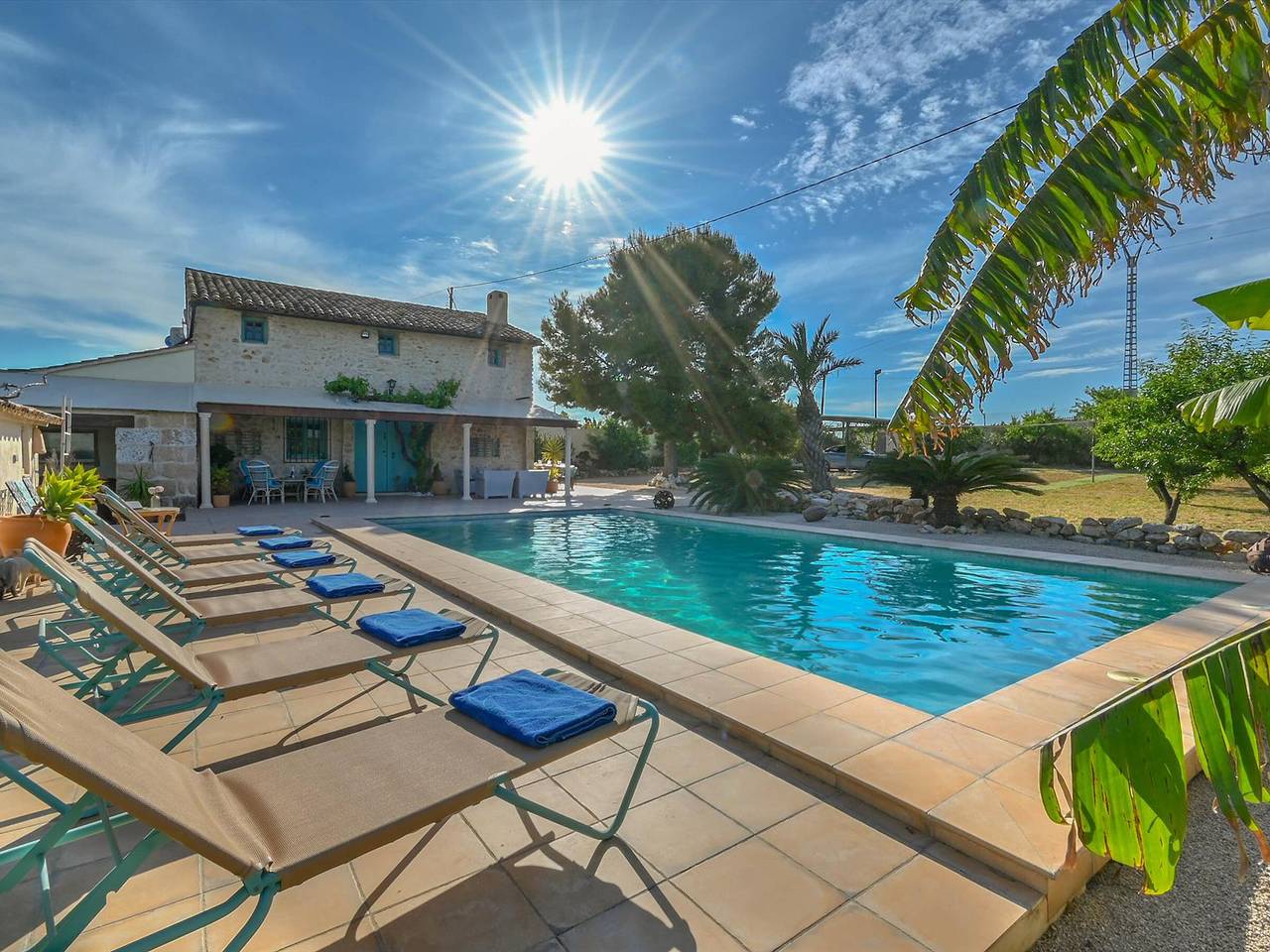 Charming house in Denia with private pool, garden and air conditioning in Ondara, Costa Blanca