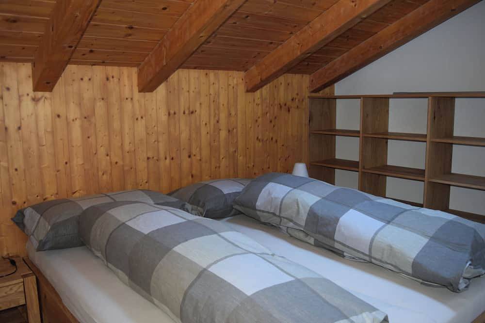 Ganze Wohnung, Uf am Stutz, Obersaxen-Misanenga, (Obersaxen), 34024B in Obersaxen, Obersaxen-Mundaun