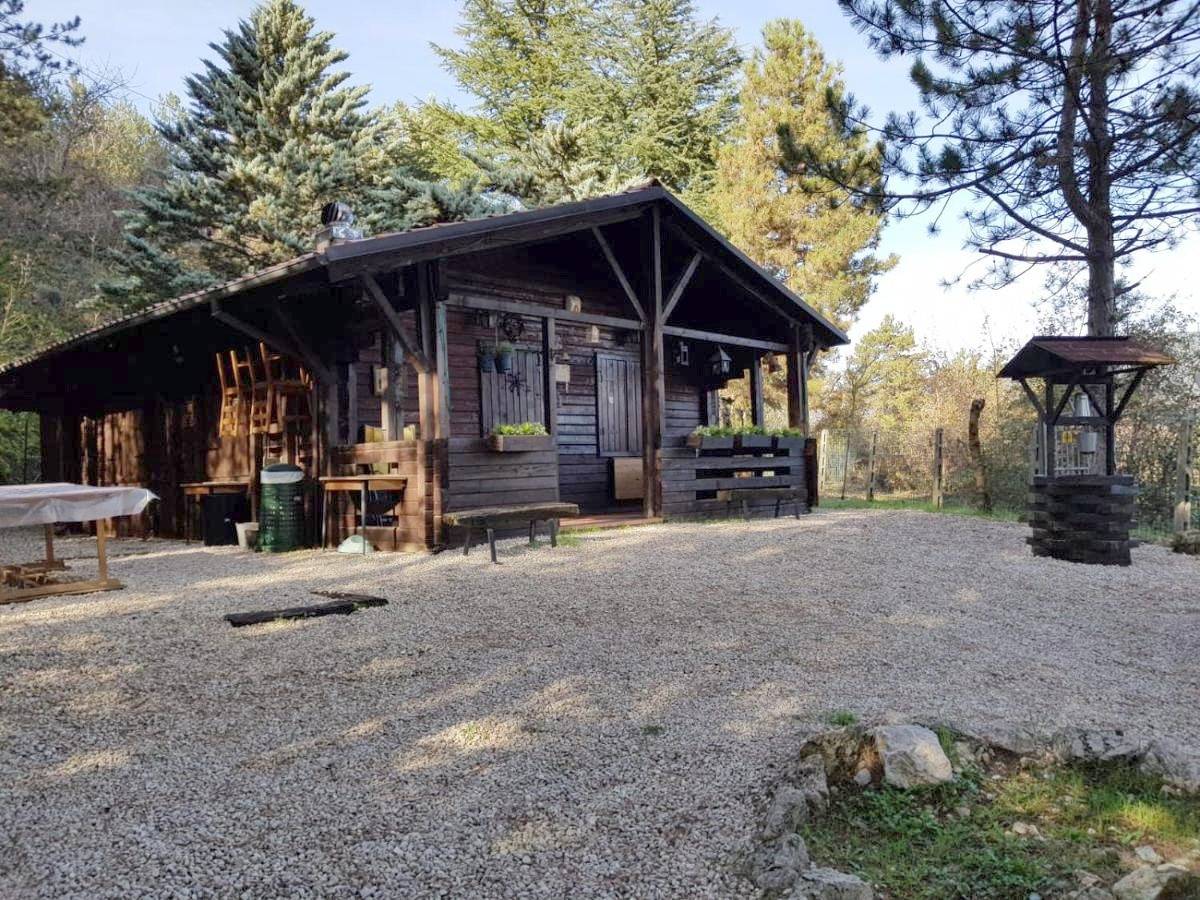 Baita Nel Bosco in L'Aquila, Gran Sasso