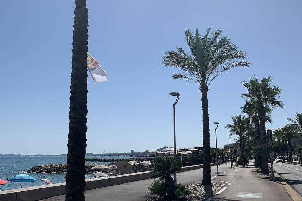 Ganze Wohnung, Klimatisiertes Apartment in Strandnähe in Cagnes-sur-Mer, Mittelmeerküste (Frankreich)