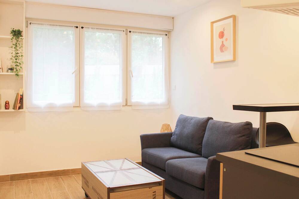 Entire apartment, Modern studio, quiet and close to Paris in Saint-Denis, Seine-Saint-Denis