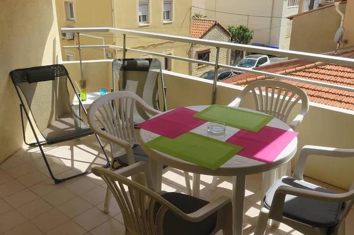 Gîte pour 4 personnes, avec terrasse dans Plage Centrale (Valras-Plage)