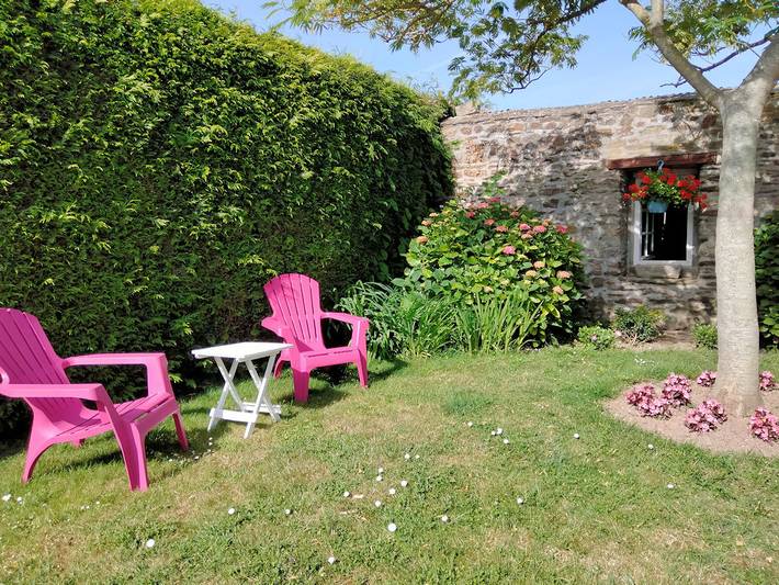 Gîte pour 4 personnes, avec jardin et terrasse à Cancale - 3