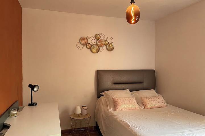 Villa 8 Personen in der Nähe von Meer mit Schwimmbad, Sauna, Tischtennis, Tischfußball ..... in La Crau, Mittelmeerküste (Frankreich)