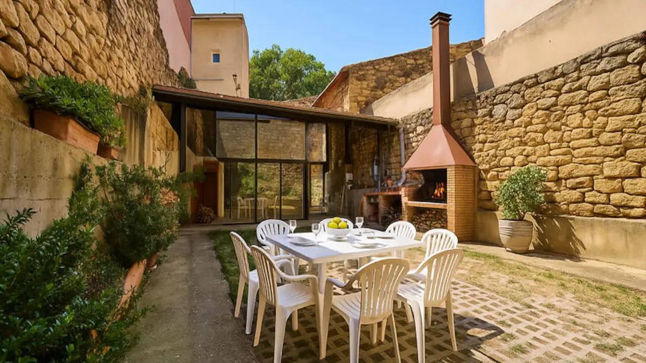Appartement de vacances entier, Ferienwohnung für 8 Personen (170 m²) in Eskuernaga / Villabuena de Álava in Villabuena de Álava, Rioja Alavesa