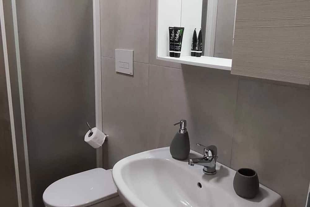 Struttura Molto Elegante Nel Pieno Centro Di Barletta \naffittacamere Gold in Barletta, Via Francigena