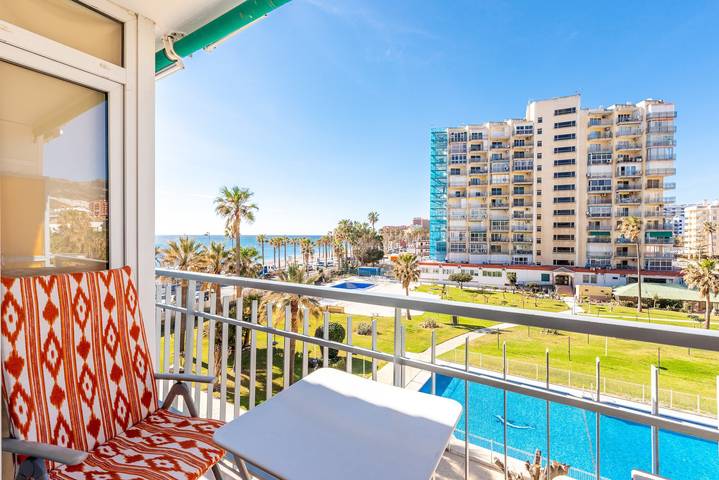 Vacation rental for 4 people, with Balcony and Yard as well as Children pool in Benalmádena